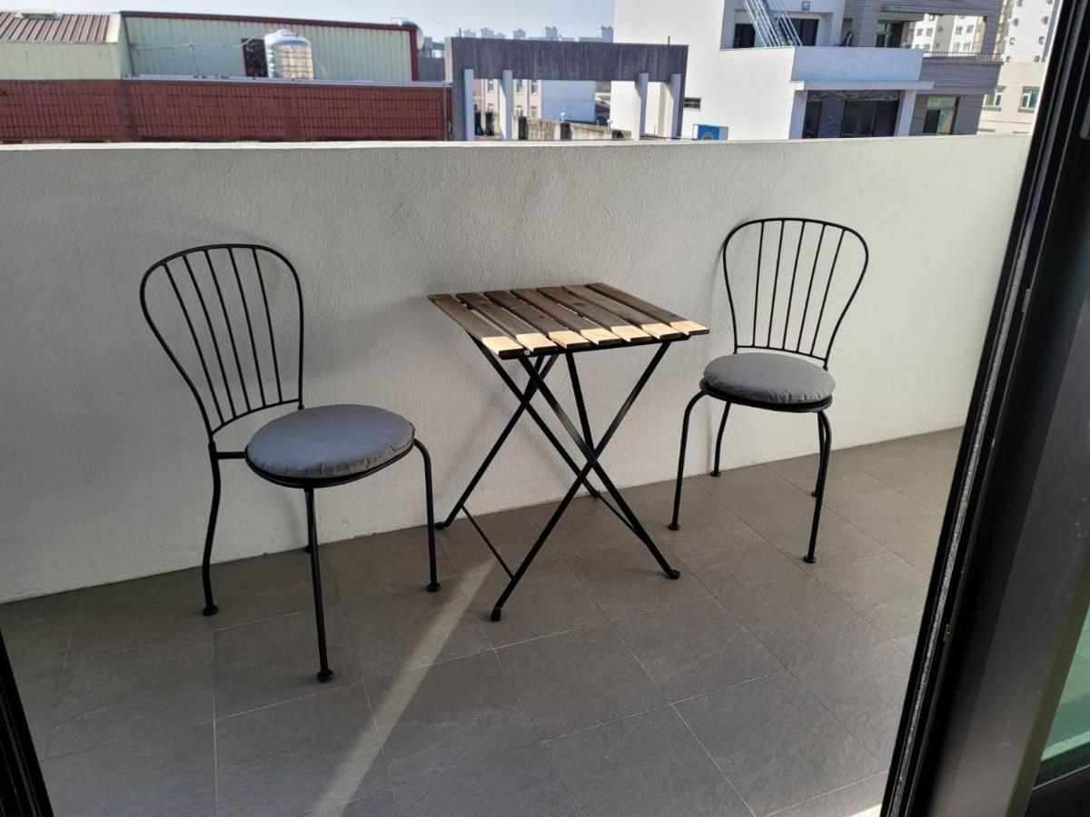Kyushu Homestay Tainan Exterior foto